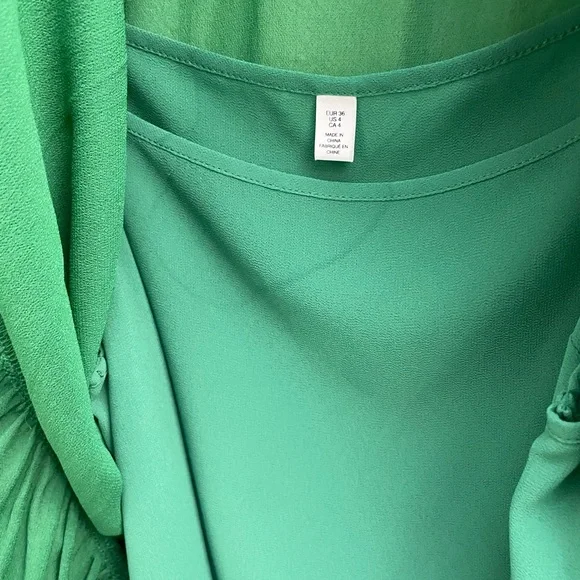 MIDI drop waist green dress with slip - Picture 3 of 6
